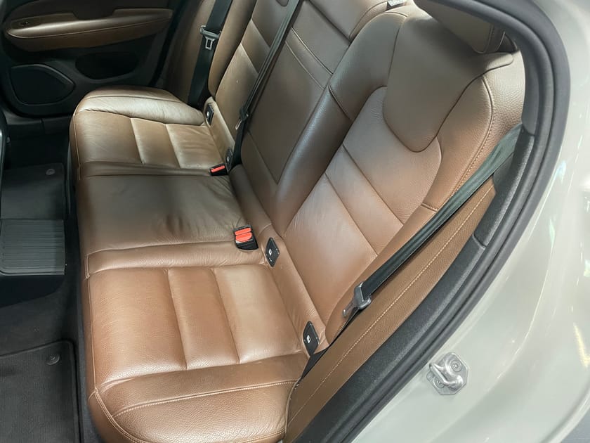 Bild 5 av Volvo S60 Recharge T8 Inscription