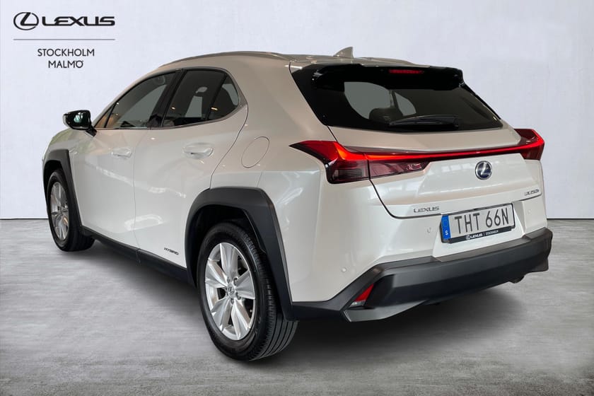 Bild 2 av Lexus UX 250h Comfort Teknikpaket 184hk Navi Keyless B-kamera
