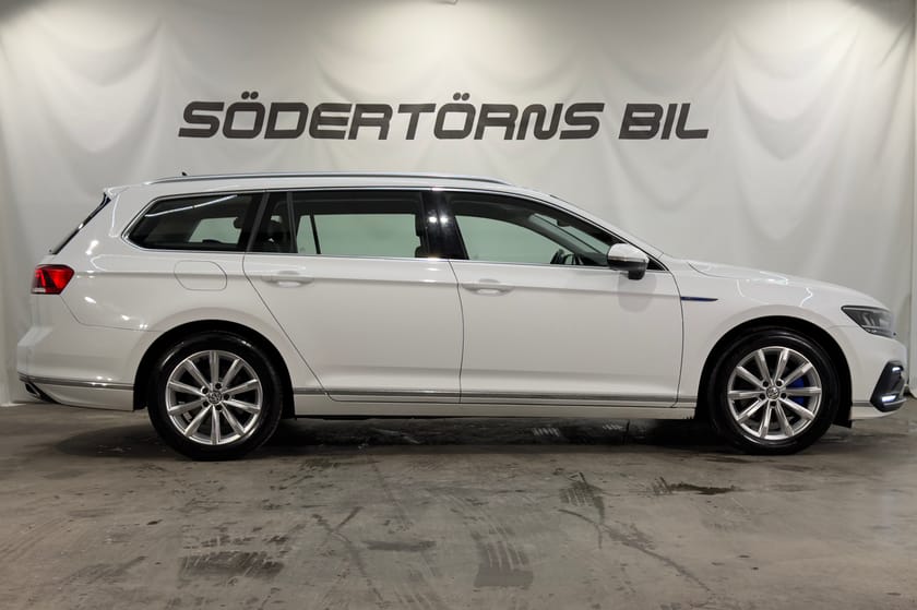 Bild 5 av Volkswagen Passat Sportscombi GTE 1.4 TSI DRAG VÄRMARE KAMERA 1 ÄGARE MOMSBIL