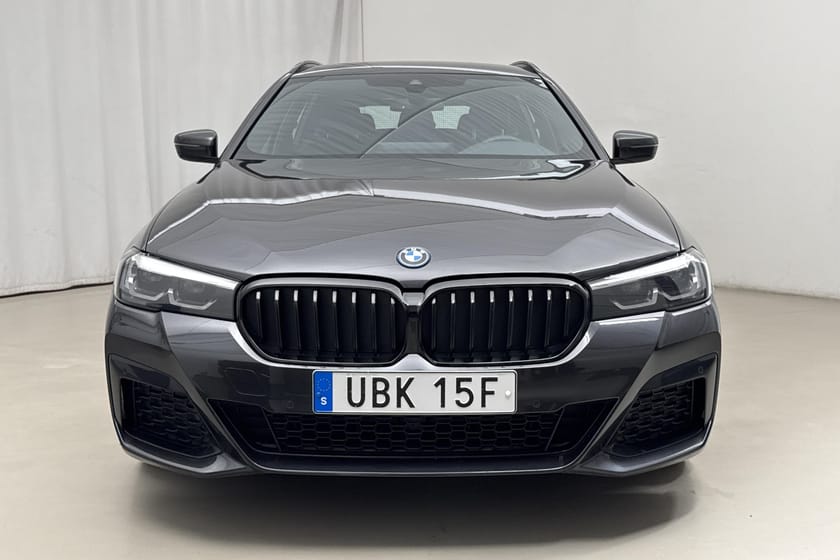Bild 5 av BMW 530e xDrive Touring 292hk M-Sport HiFi Cockpit GPS