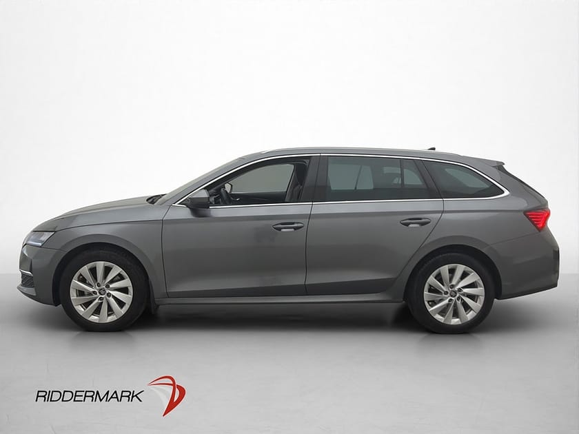 Bild 4 av Škoda Octavia Kombi Skoda 1.5 TSI MHEV 115hk Comfort Plus Kamera Cockpit