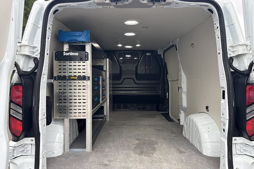 Bild 5 av Ford Transit Custom 320 2.0 170HK AWD SelectShift Business/Inredning