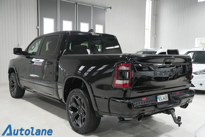 Bild 4 av RAM 1500 Dubbelhytt 5'7" box