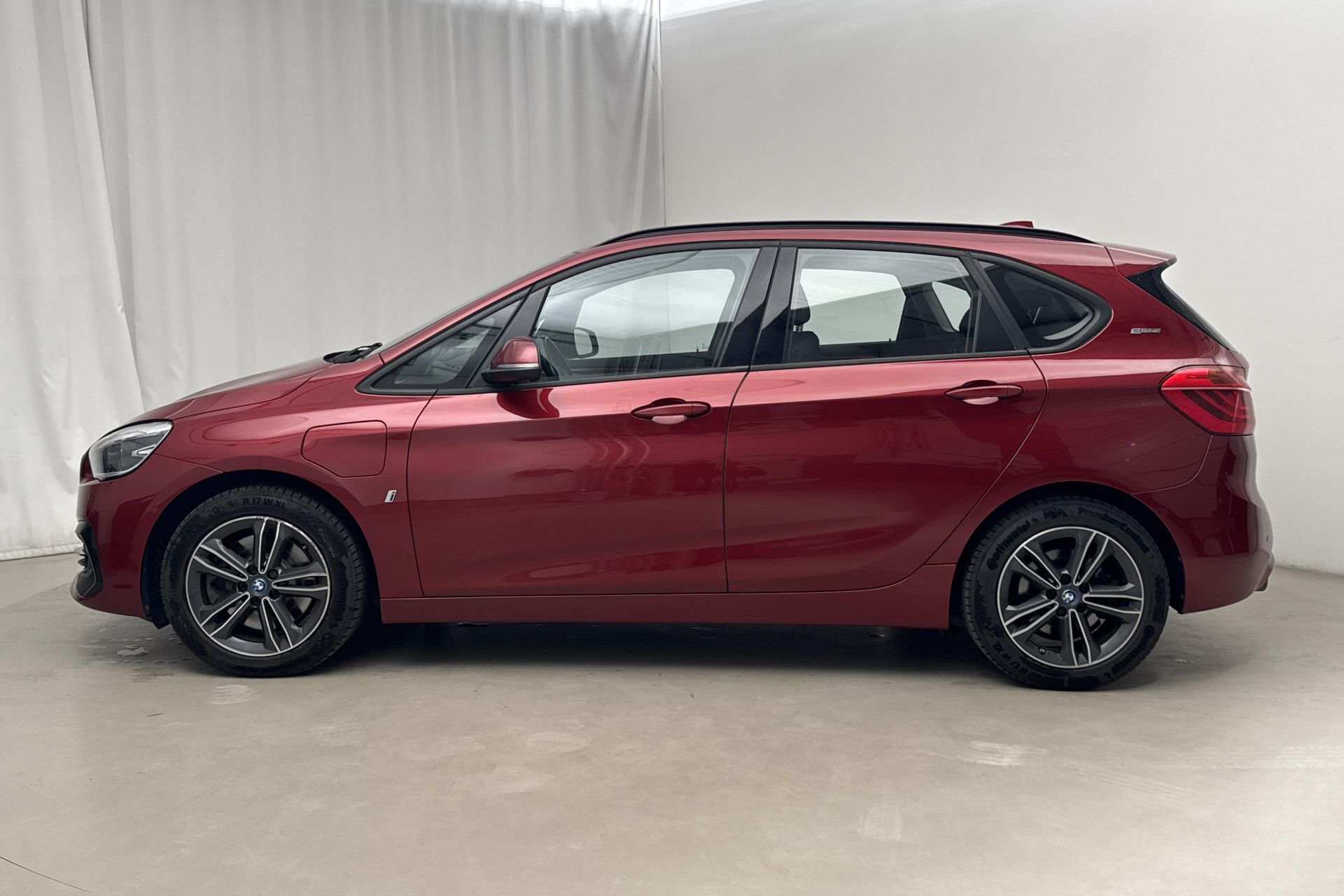 BMW 225 xe Active Tourer 2019, bild 2/10