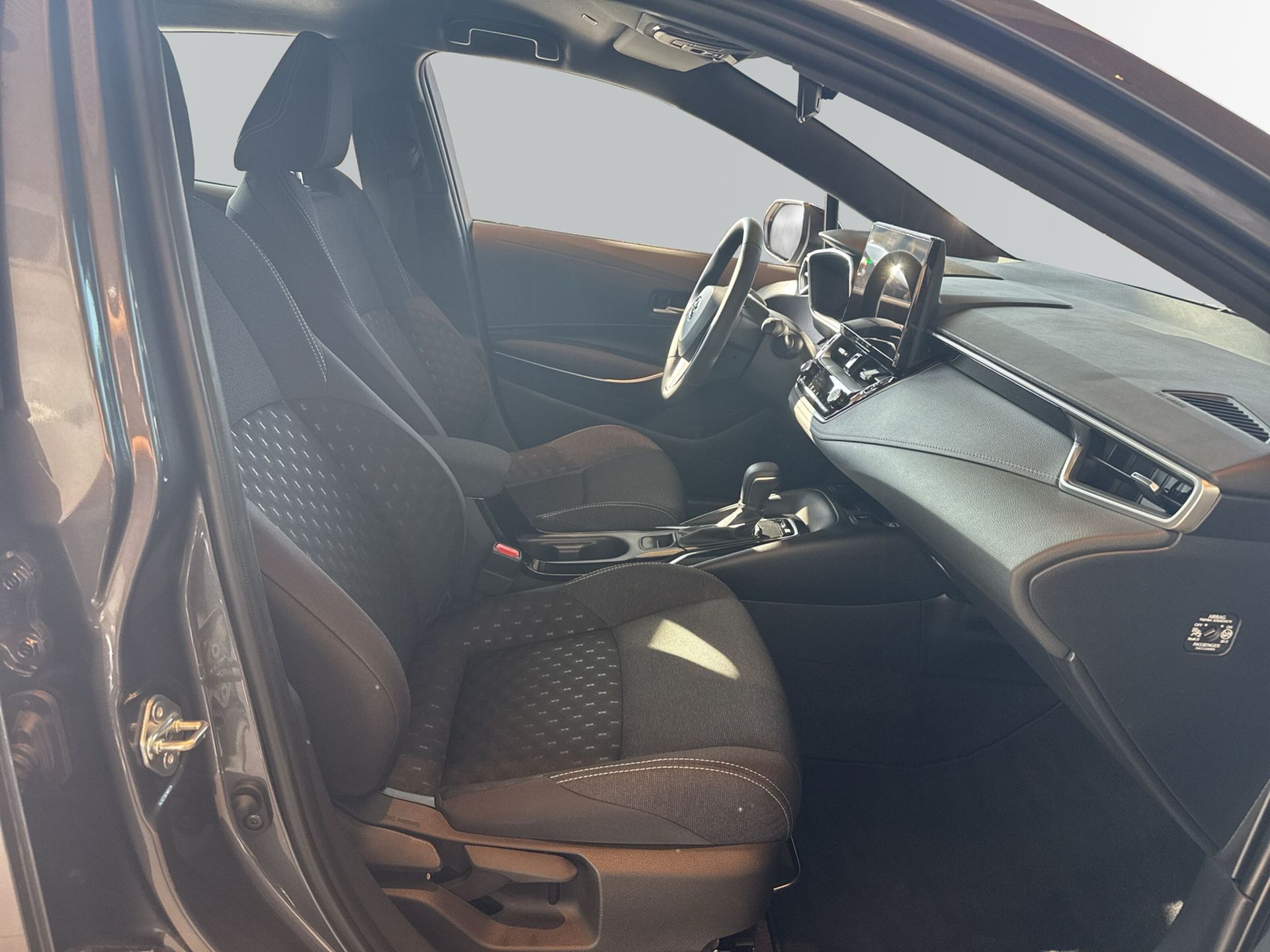 Toyota Corolla Hybrid 2026, bild 7/10