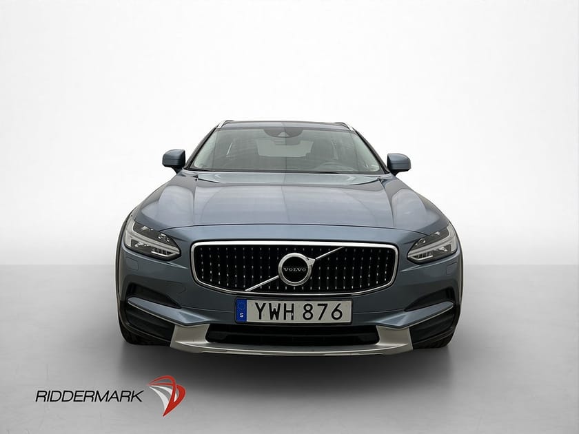 Bild 2 av Volvo V90 Cross Country D4 AWD Plus HUD VOC Värm Kamera Drag