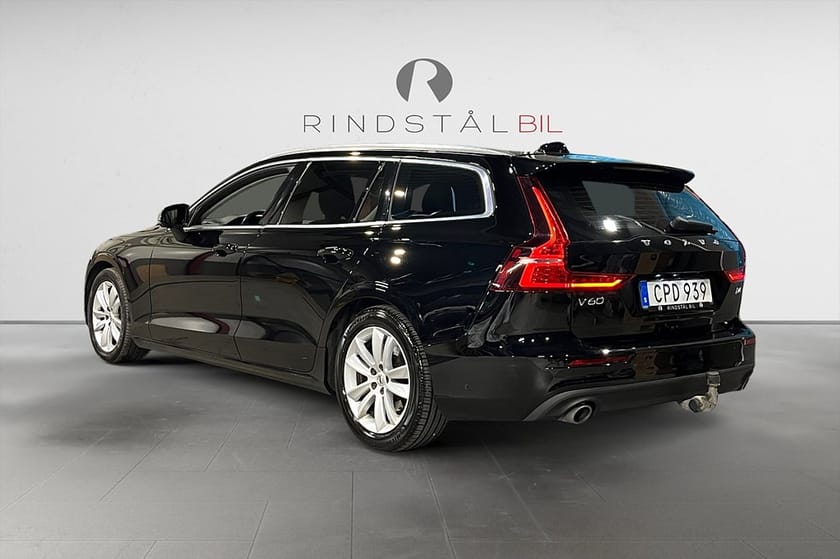 Bild 5 av Volvo V60 D4 190 HK AUT MOMENTUM VOC DRAG D-VÄRM KAMREM BYTT 17"