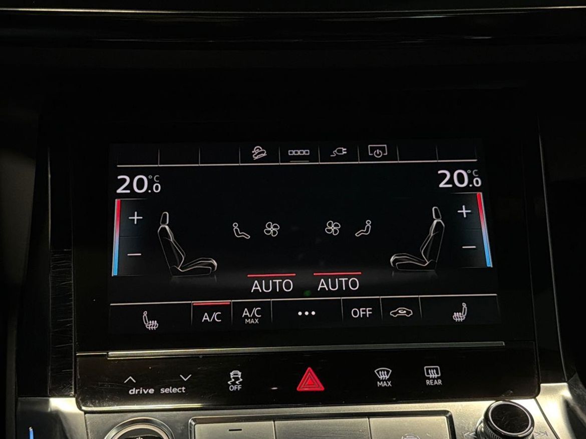 Audi Audi e-tron 55 quattro — bild 18