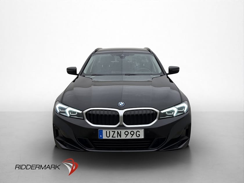 Bild 2 av BMW 330e xDrive Touring 330 292hk Widescreen Navi Carplay