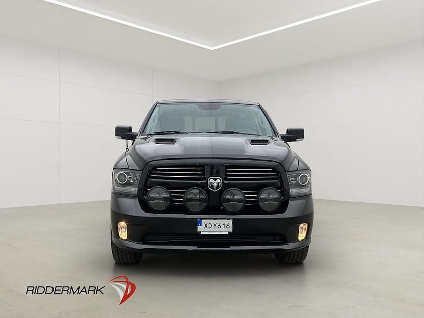 Bild 5 av RAM 1500 Crew Cab Dodge Sport Black Style 5.7 4x4 Drag Skinn Taklucka