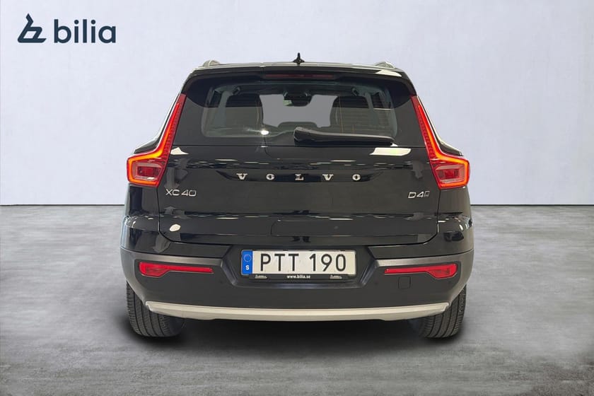 Bild 5 av Volvo XC40 D4 AWD Momentum Edition | DRAGKROK | Teknikpaket PRO