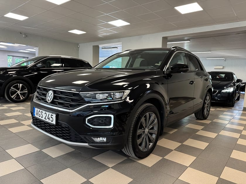 Bild 1 av Volkswagen T-Roc 2.0 TSI 4M Automat Cockpit Parkassist Led Dragkrok