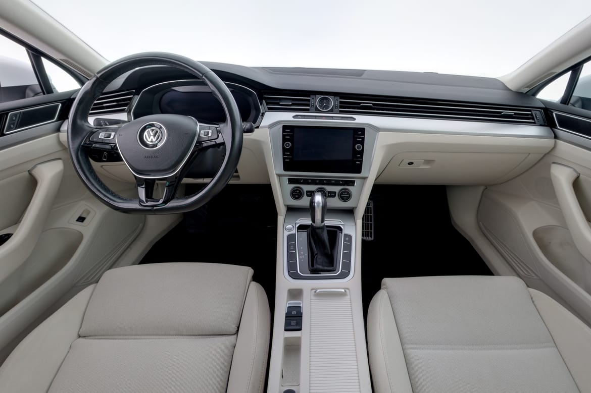 Volkswagen Passat 2018 - miniatyr 7