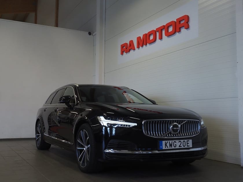 Bild 1 av Volvo V90 Recharge T6 AWD Inscription Skinn Drag Pano Orrefors
