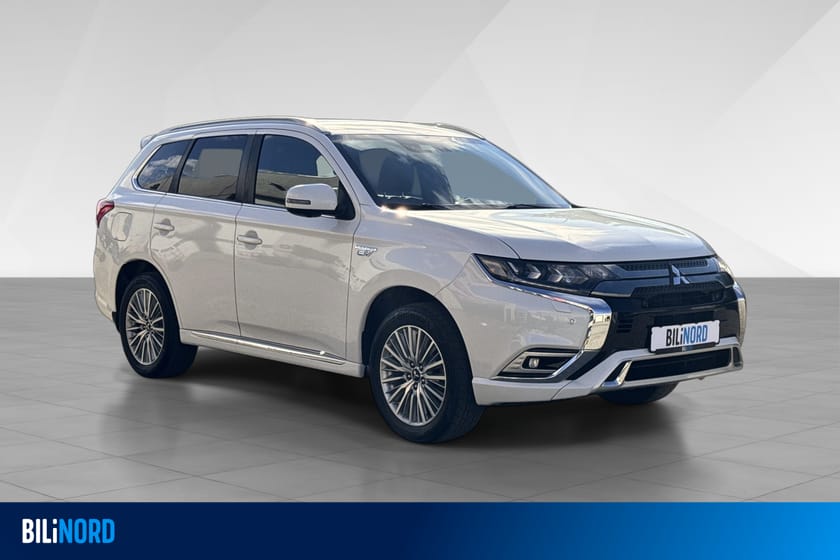 Bilde 1 av Mitsubishi Outlander PHEV 360Kamera/Skinnseter/Oppvarm.rute++