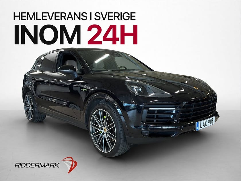 Bild 1 av Porsche Cayenne E-Hybrid Chrono Pano Pano PASM 22" Turbo