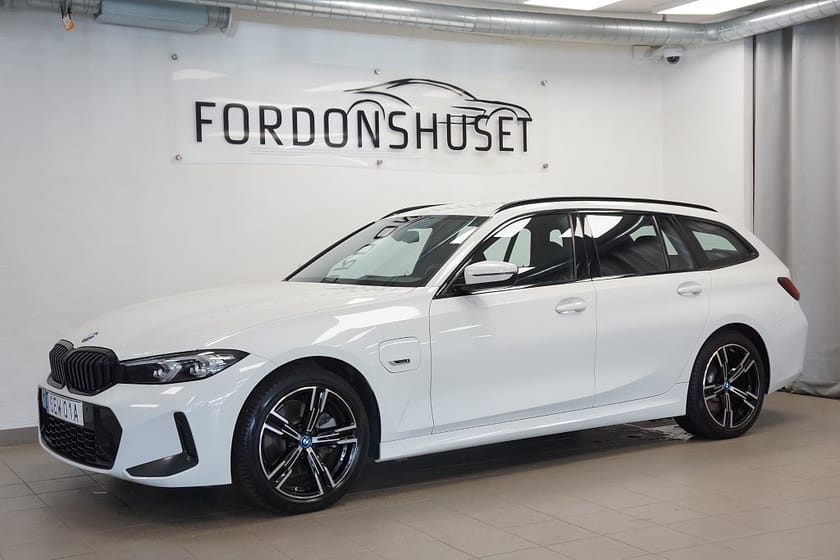 Bild 1 av BMW 330e Touring 292HK STEPTRONIC | M-SPORT | MOMS
