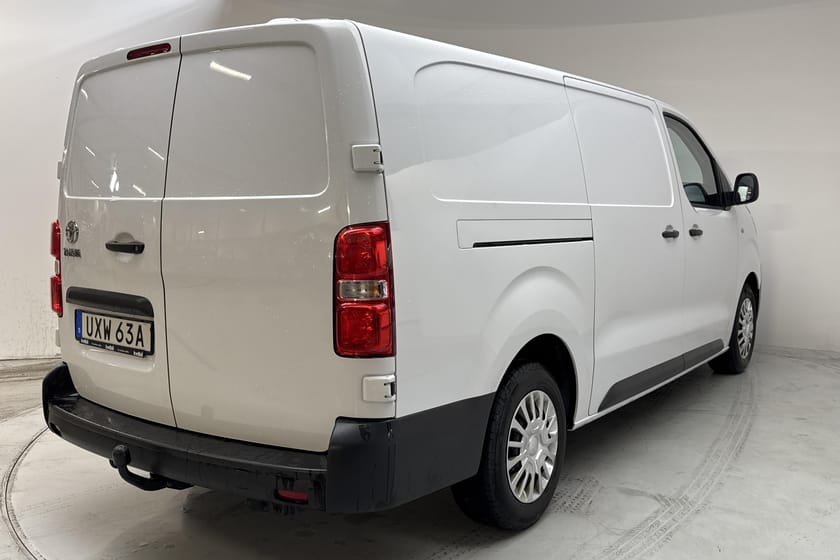 Bild 3 av Toyota Proace 2.0D (145hk) L3 Parkeringsvärmare