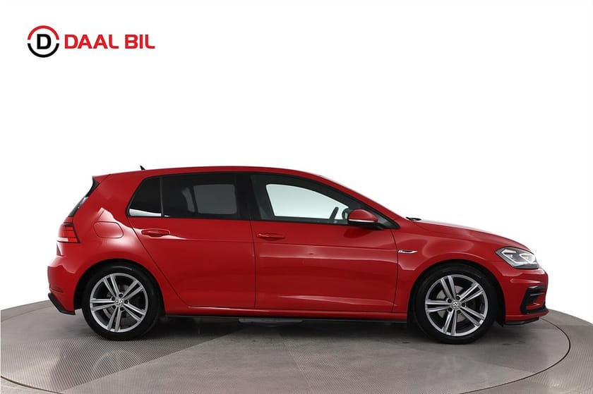 Bild 5 av Volkswagen Golf 5-DÖRRAR 1.4 TSI 150HK R-LINE MVÄRM DRAG B-KAM CARPLAY