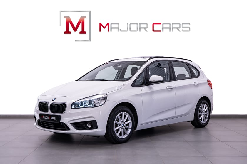 Bild 1 av BMW 218d Active Tourer Pano Skinn B-Kamera Navi LED 150hk