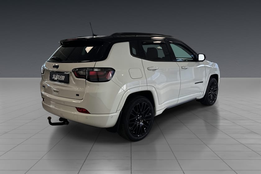 Bilde 5 av Jeep Compass 4xe 1,3 T4 PHEV 240hk KROK/KAM/SKINN/NAVI/LED/ACC