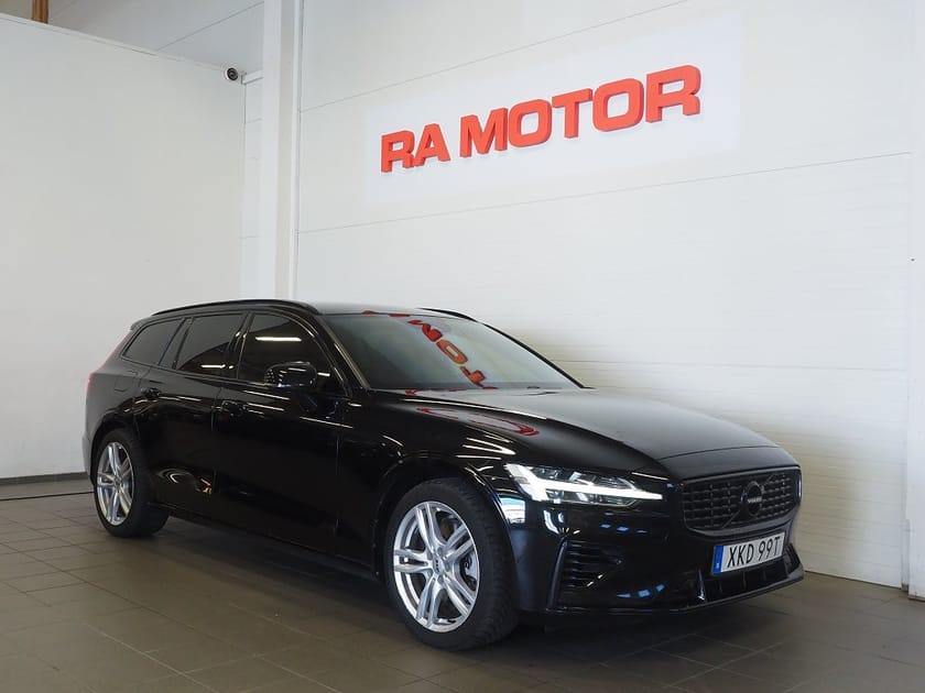 Bild 3 av Volvo V60 T8 Twin Engine AWD Geartronic R-Design 392hk | VOC |