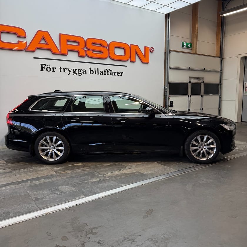 Bild 3 av Volvo V90 B4 AWD Aut Momentum Navi Kamera Värmare Dragkrok Apple