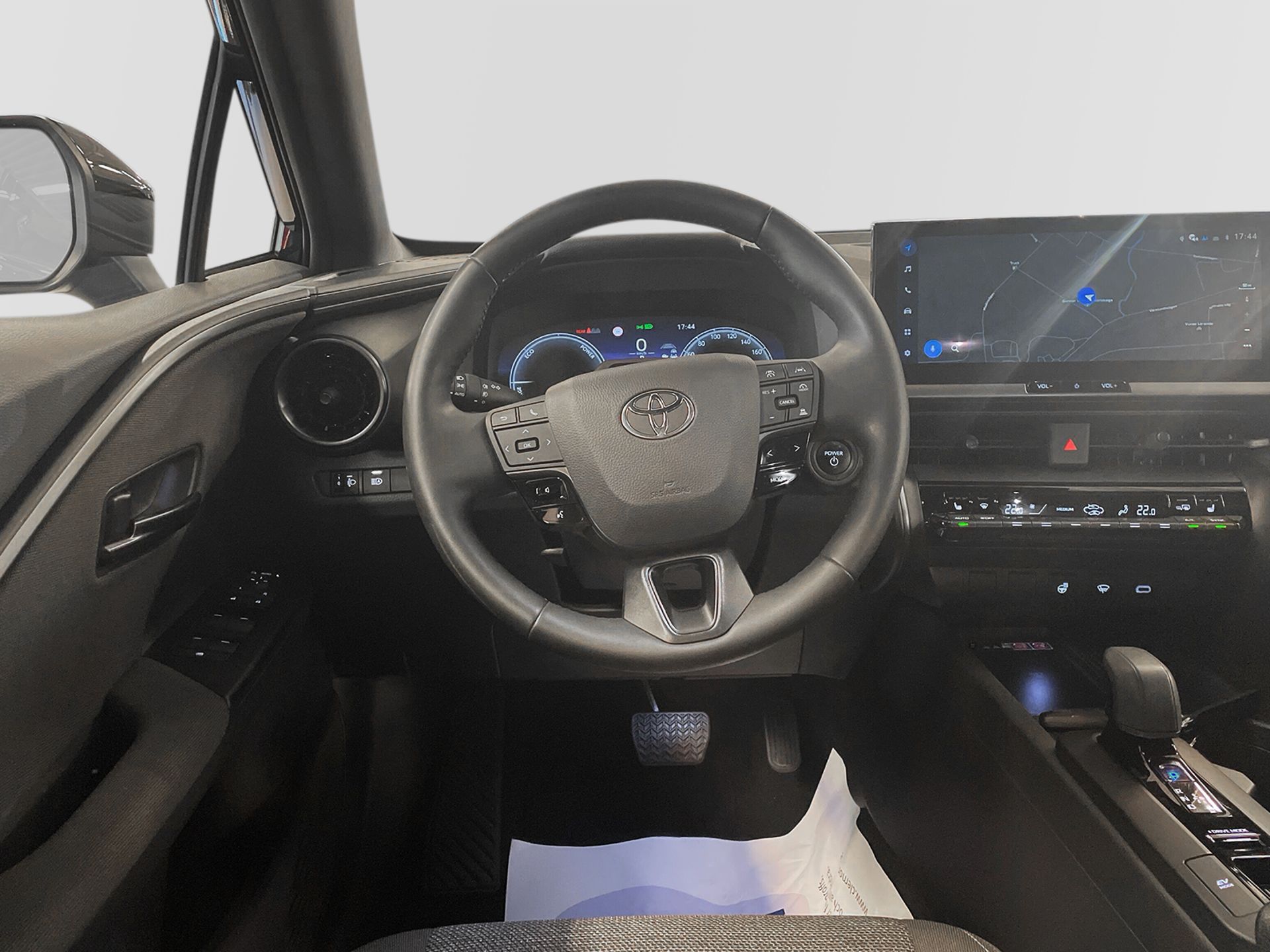 Toyota C-HR Hybrid 2025, bild 6/10