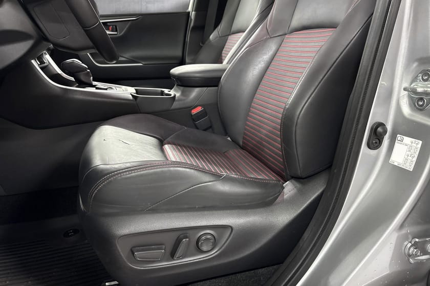 Bilde 4 av Toyota RAV4 Plug-in Hybrid Active Tech I Lav km I En eier I Hengerfeste