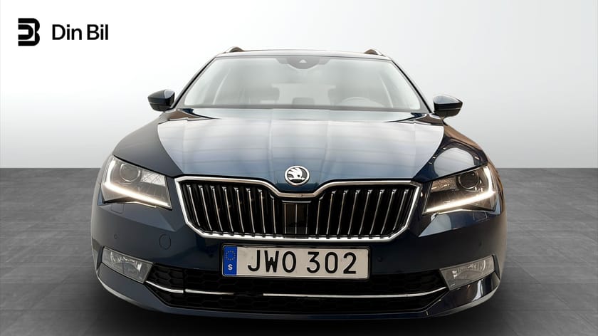 Bild 4 av Škoda Superb Kombi 1.8 TSI 180hk Manuell | Välutrustad familjekombi