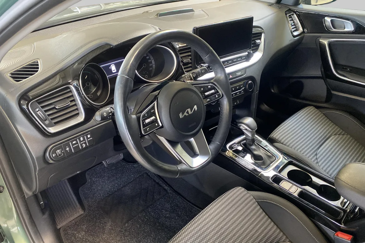 picture of a car