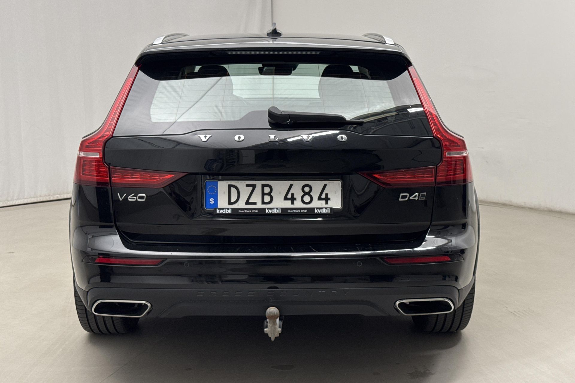 Volvo V60 Cross Country D4 AWD 2019, bild 6/10