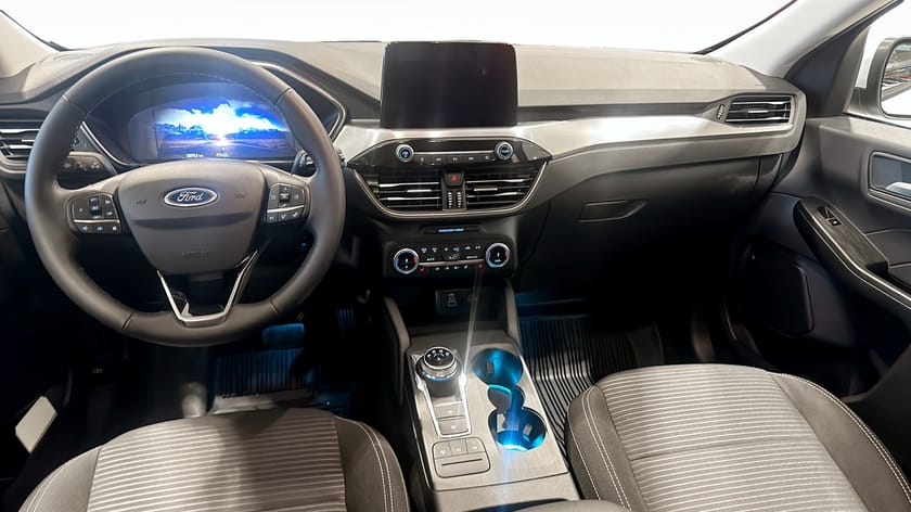 Bild 4 av Ford Kuga Plug-In Hybrid Titanium 225hk P-Lease 3995:-/mån