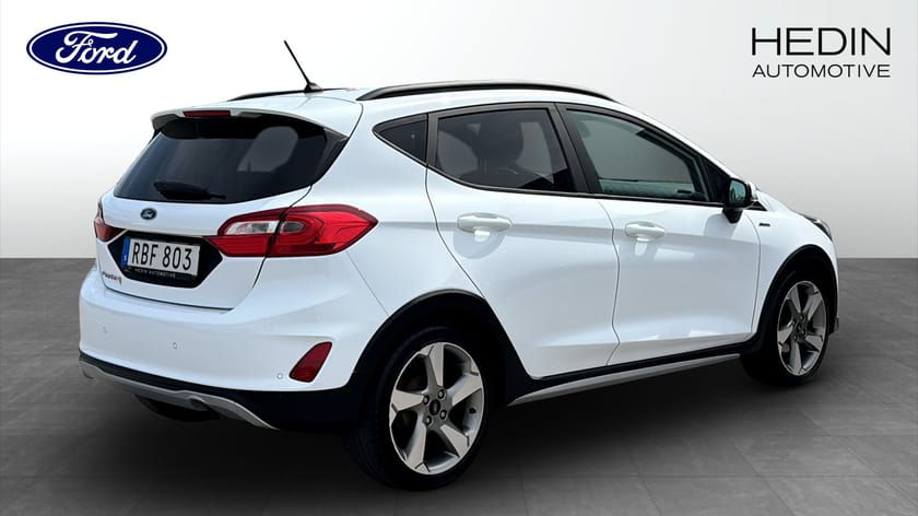 Bild 2 av Ford Fiesta Active 1.0 100hk | B&O | Halvskinn | Adpt Farth