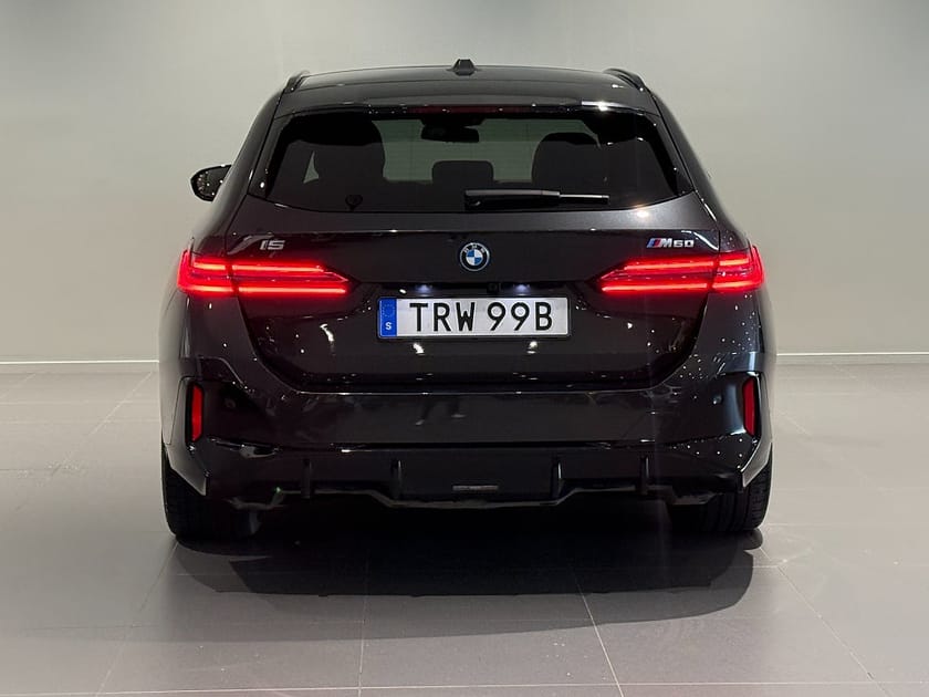 Bild 4 av BMW i5 M60 xDrive Touring M Sport Pro Panorama Drag B&W 21"