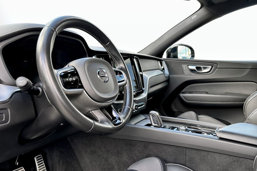 Bild 5 av Volvo XC60 Recharge T6 R-Design T