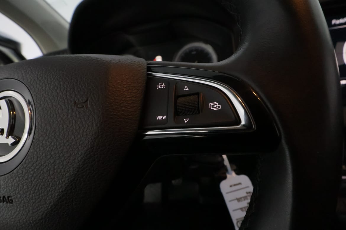 Škoda Karoq 2019 - miniatyr 17