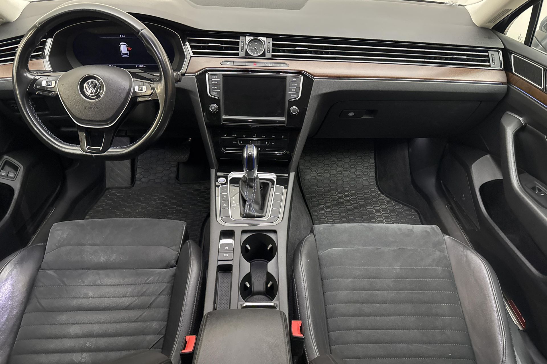 Volkswagen Passat SC GTE Variant 2016, bild 7/10