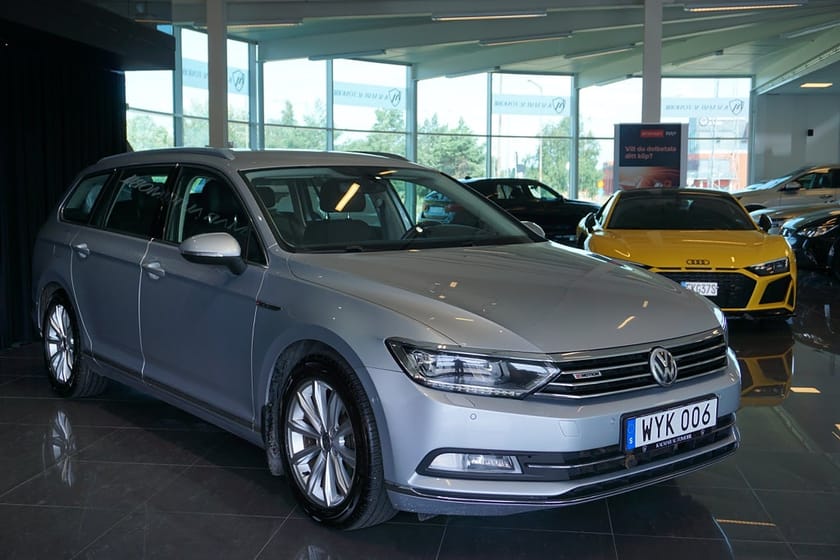 Bild 2 av Volkswagen Passat Sportscombi 2.0 TDI DPF SCR BMT 4Motion GT 190hk