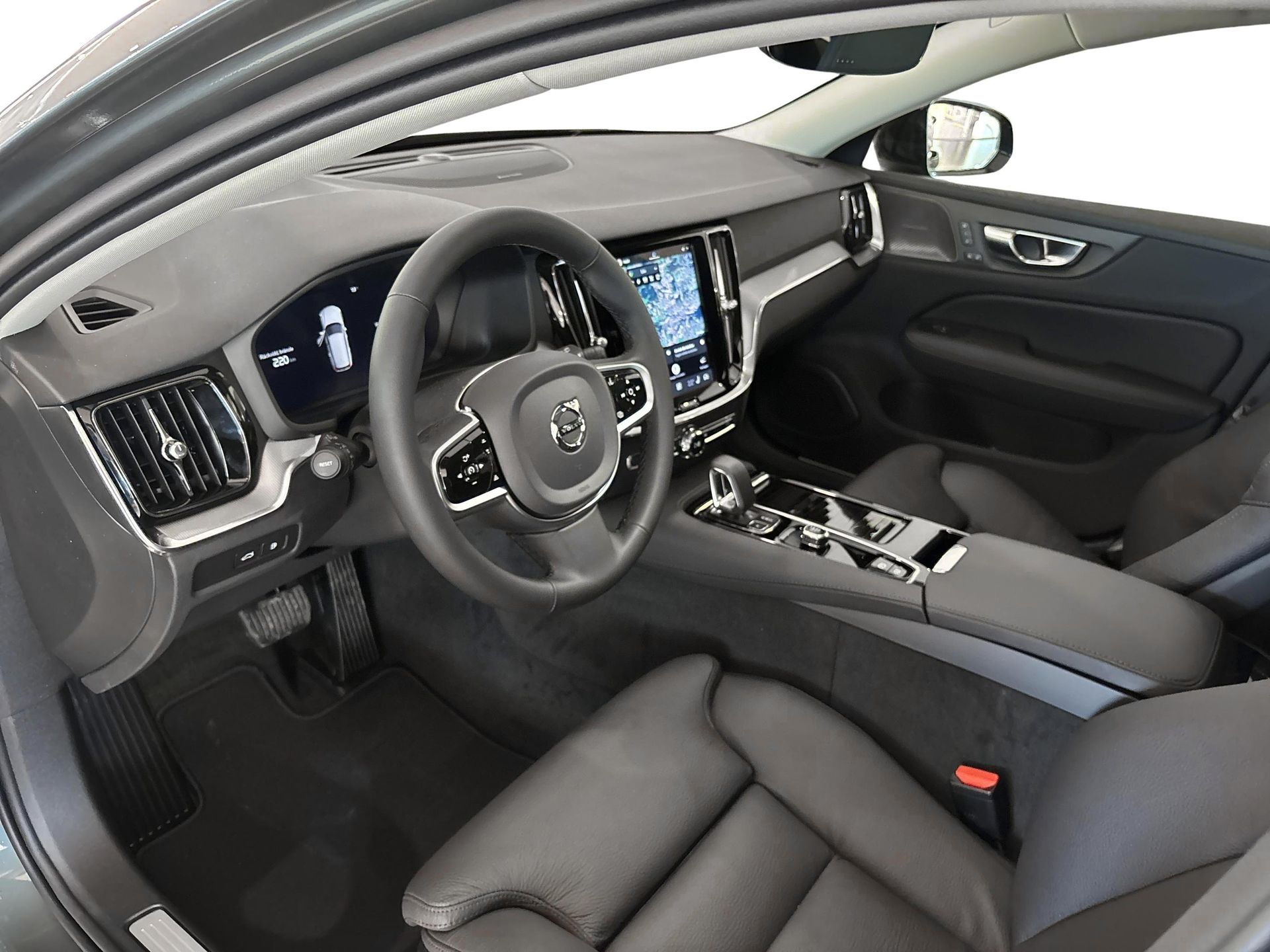Volvo V60 2026, photo 6/33