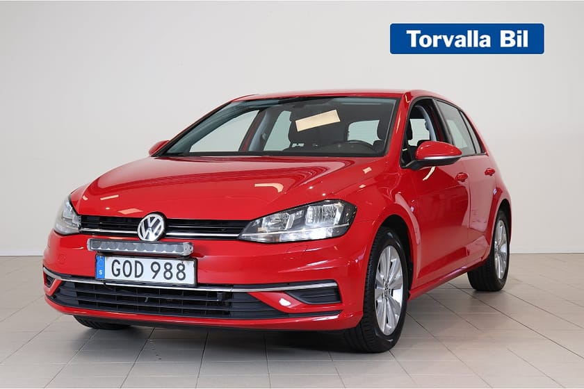 Bild 1 av Volkswagen Golf 1.0 TSI 110HK M-Värmare CarPlay Adaptiv Farthållare