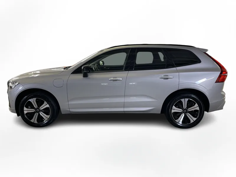 Bild 2 av 13 – Volvo XC60 T6 Plus Dark Nordic Edition Plus Nordic Edition