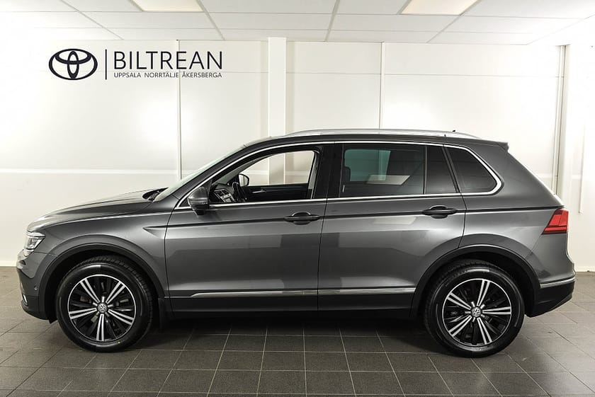Bild 2 av Volkswagen Tiguan 2,0 TDI DSG 4M Executive Panorama Drag Värmare Cockpit