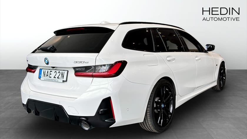 Bild 2 av BMW 330e xDrive Touring xDrive, rattvärme,drag
