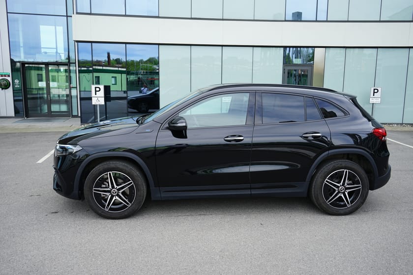 Bilde 4 av Mercedes-Benz EQA 300 4MATIC EQA300 AMG / mye fint utstyr !