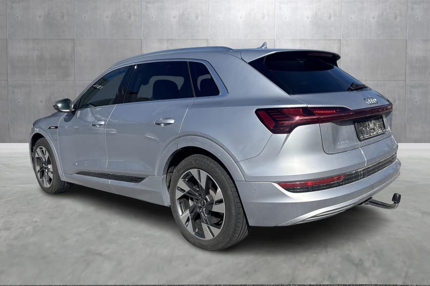 Bilde 2 av Audi e-tron 55 quattro Advanced I H.feste I Nye vinterdekk