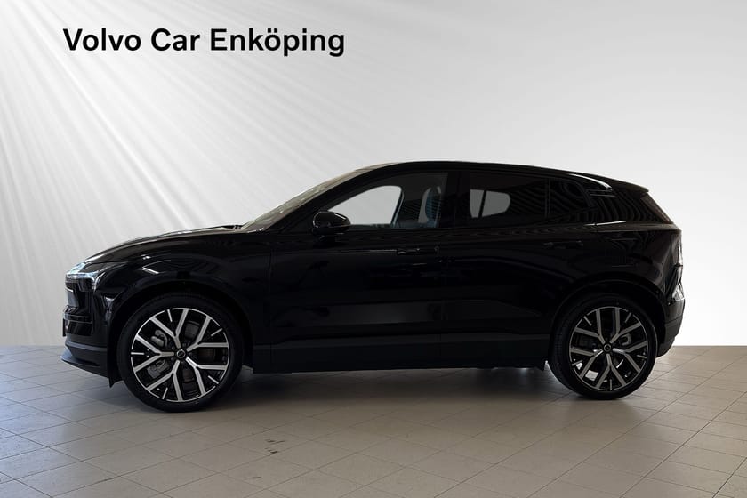 Bild 3 av Volvo EX30 Twin Motor Performance M Perf Ultra Black Edt 20'' PANORAMA 360