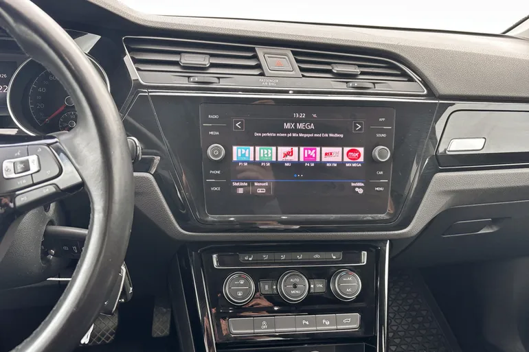 Volkswagen Touran 7-seater