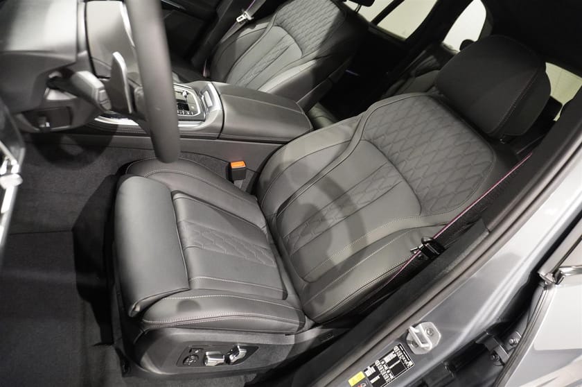 Bild 4 av BMW X5 xDrive50e M Sport Pro Business Ed Drag DA Pro H K