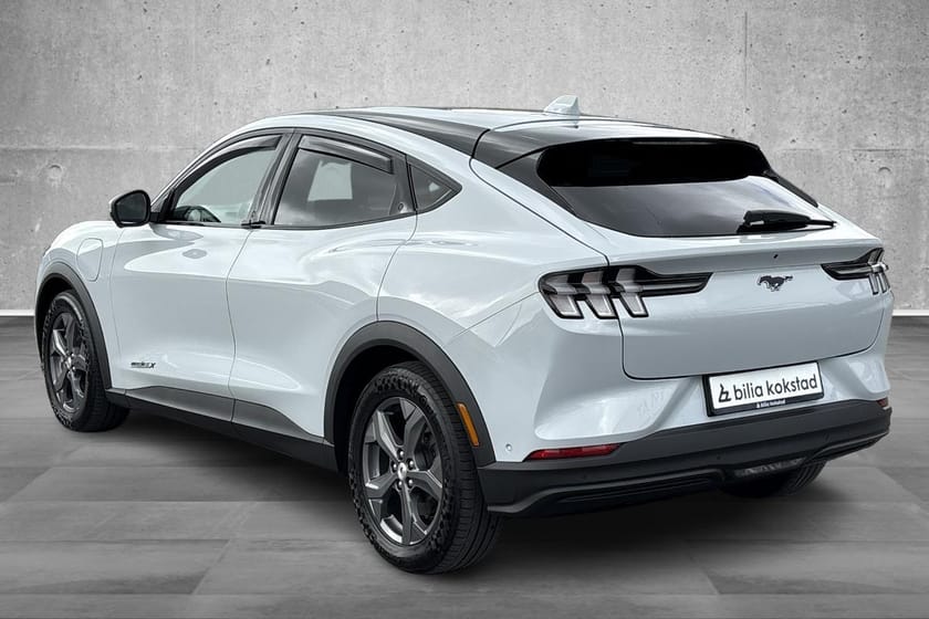 Bilde 2 av Ford Mustang Mach-E Long Range SR RWD TEKNOPK/360KAM/ACC/SKINN/B&O/S+Vhjul